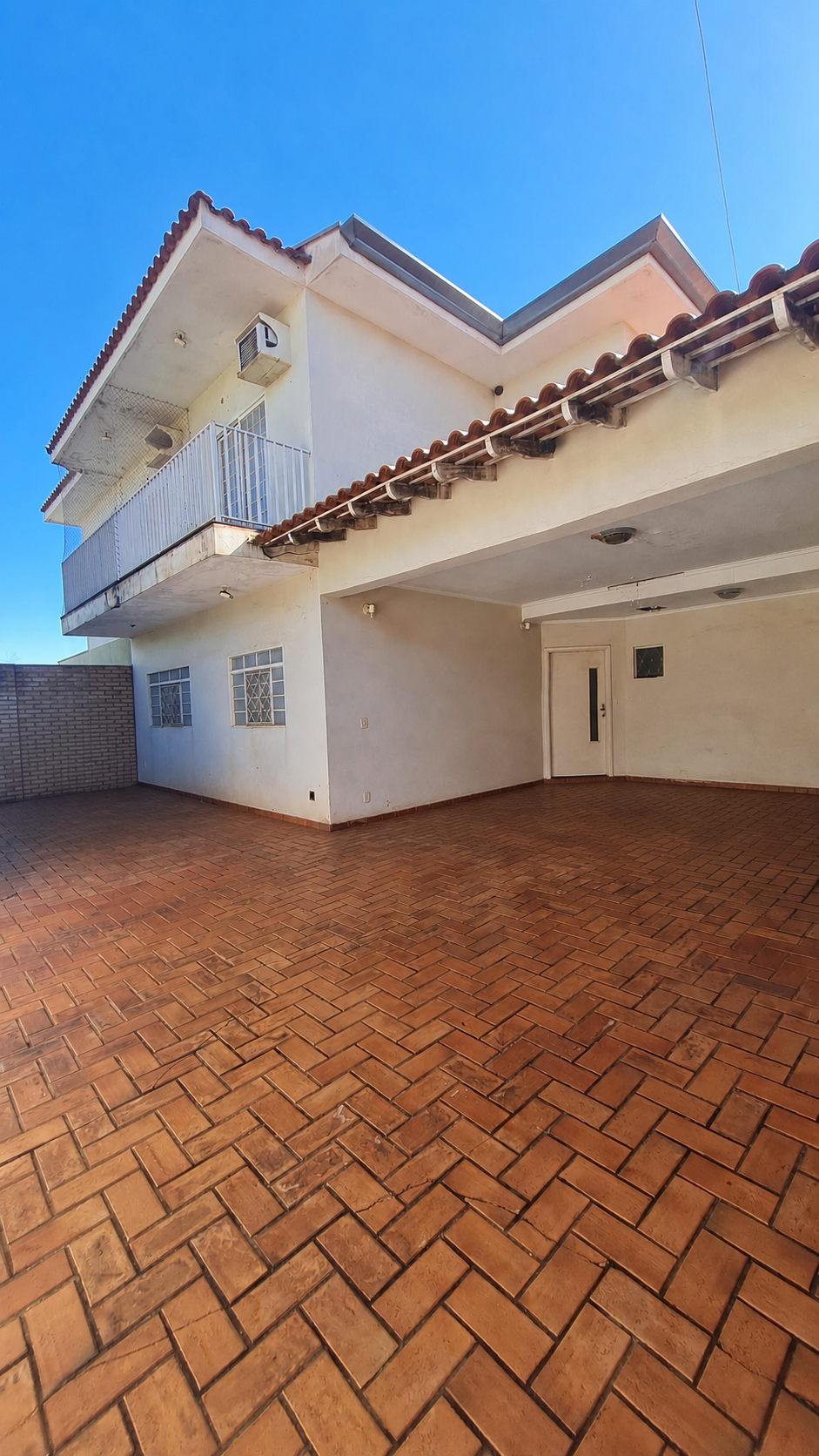 Garagem sem veículos